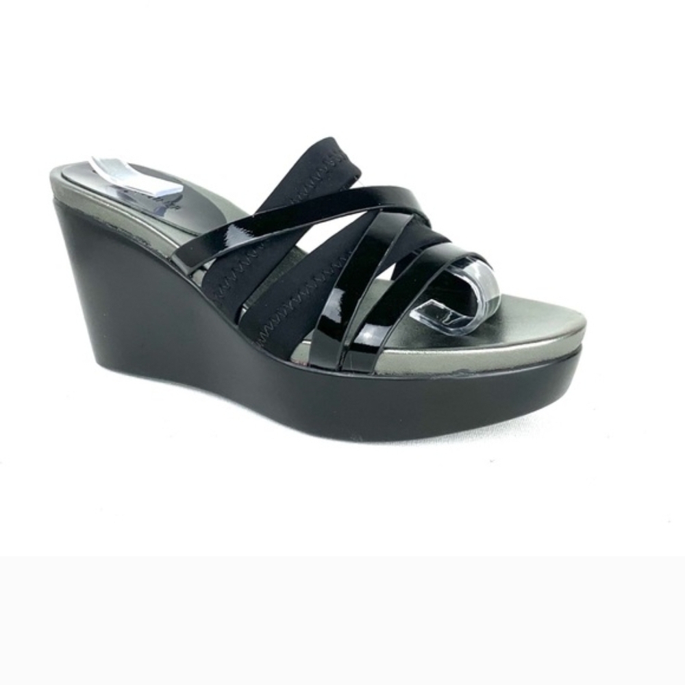 NWOT Donald J. Pliner Women's Black Wedge Sandals